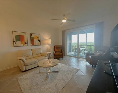 14121 Heritage Landing Boulevard - Photo Thumbnail 7