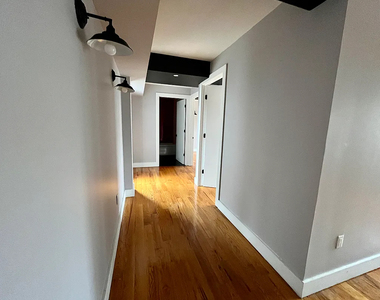 186 Lenox Road - Photo Thumbnail 2
