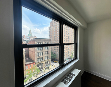 145 East 16th Street - Photo Thumbnail 2