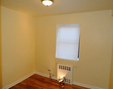 147-39 73rd Avenue - Photo Thumbnail 4