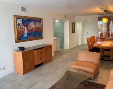 1000 Parkview Drive - Photo Thumbnail 1