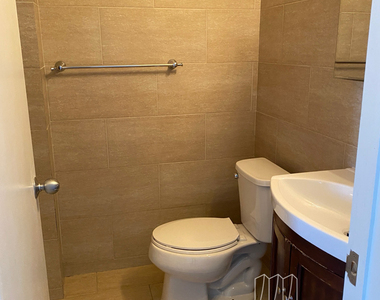 West 34th Street - Photo Thumbnail 6