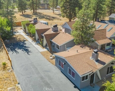560 Edgemoor - Photo Thumbnail 9