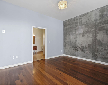 1100 S Hope Street - Photo Thumbnail 31
