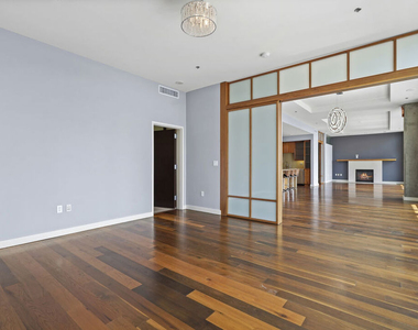 1100 S Hope Street - Photo Thumbnail 22
