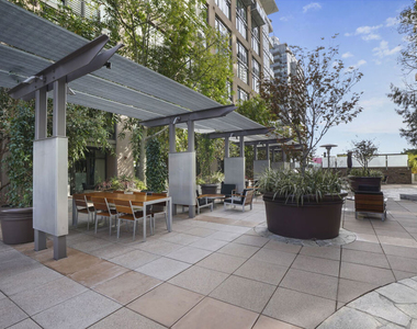 1100 S Hope Street - Photo Thumbnail 41