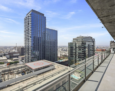 1100 S Hope Street - Photo Thumbnail 20