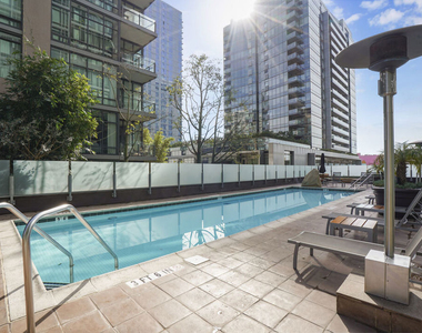 1100 S Hope Street - Photo Thumbnail 45