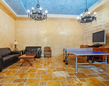 16123 W Sunset Boulevard - Photo Thumbnail 27
