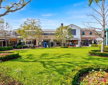 16123 W Sunset Boulevard - Photo Thumbnail 36