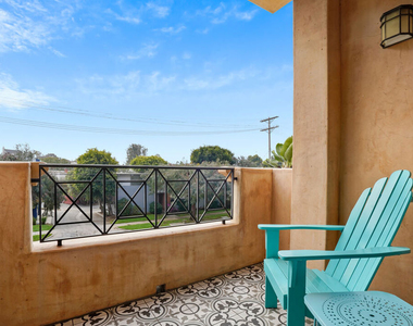 16123 W Sunset Boulevard - Photo Thumbnail 24