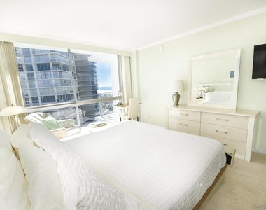 1810 Avenida Del Mundo - Photo Thumbnail 13