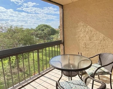 950 Egret Circle - Photo Thumbnail 7