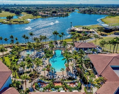 802 Sabal Palm Lane - Photo Thumbnail 30