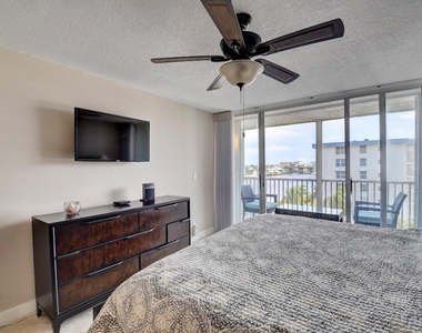 1 Harbourside Drive - Photo Thumbnail 29