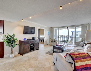 1 Harbourside Drive - Photo Thumbnail 2