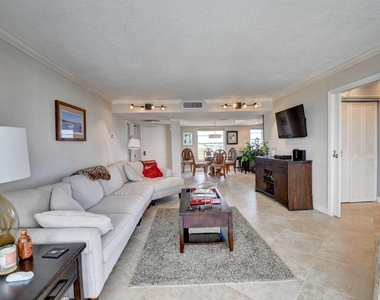 1 Harbourside Drive - Photo Thumbnail 27