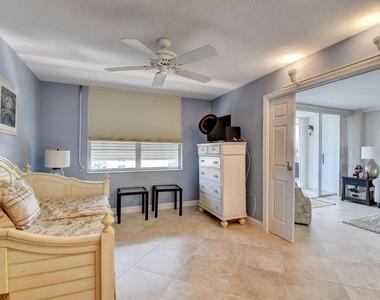 1 Harbourside Drive - Photo Thumbnail 16