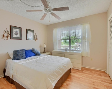 9826 Marina Boulevard - Photo Thumbnail 11