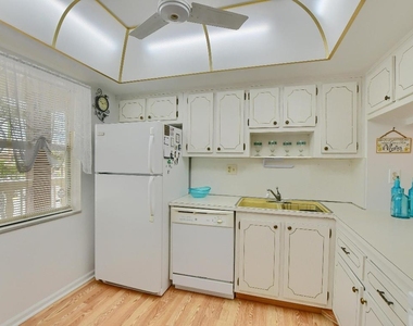 9826 Marina Boulevard - Photo Thumbnail 5