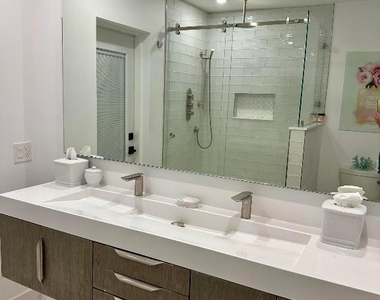 212 Kings Lynn - Photo Thumbnail 25