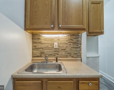 5005 N 12th Street - Photo Thumbnail 7
