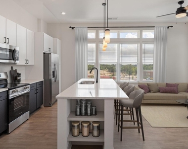 1821 Chatham Flats Drive - Photo Thumbnail 5