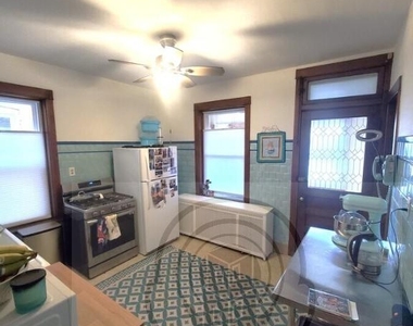 4317 North Spaulding Avenue - Photo Thumbnail 10