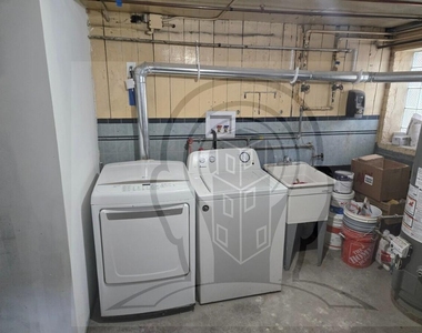 4317 North Spaulding Avenue - Photo Thumbnail 17