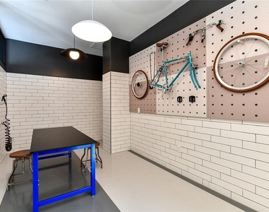 508 Main Street Ne - Photo Thumbnail 4