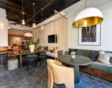 508 Main Street Ne - Photo Thumbnail 6