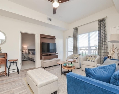 1207 Grand West Boulevard - Photo Thumbnail 2