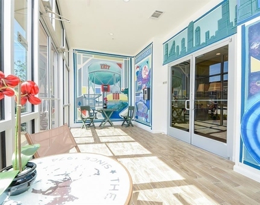 1207 Grand West Boulevard - Photo Thumbnail 13
