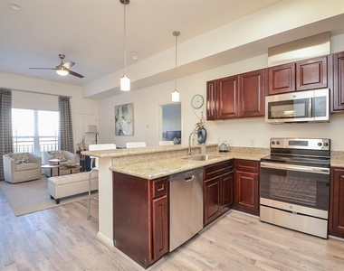 1207 Grand West Boulevard - Photo Thumbnail 4