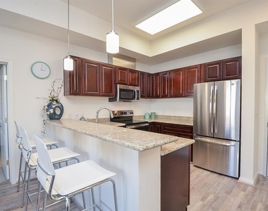 1207 Grand West Boulevard - Photo Thumbnail 3