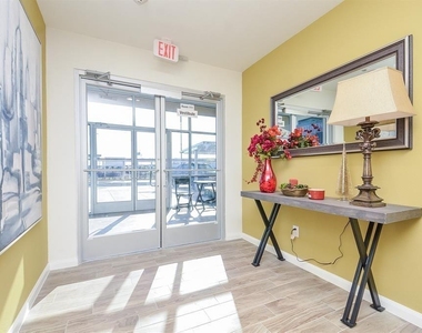 1207 Grand West Boulevard - Photo Thumbnail 19