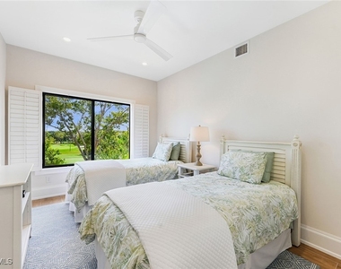 6770 Pelican Bay Boulevard E - Photo Thumbnail 14