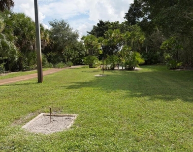 2462 Hidden Lake Drive - Photo Thumbnail 33
