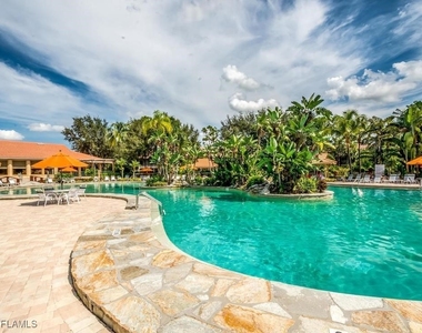 2462 Hidden Lake Drive - Photo Thumbnail 27