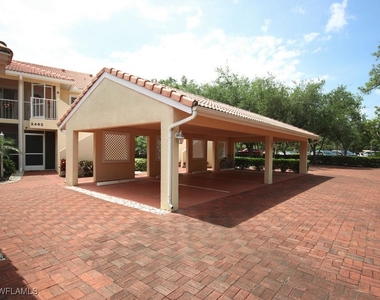 2462 Hidden Lake Drive - Photo Thumbnail 2