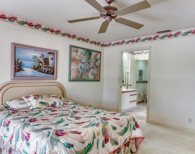 2462 Hidden Lake Drive - Photo Thumbnail 13