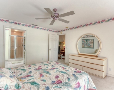 2462 Hidden Lake Drive - Photo Thumbnail 15