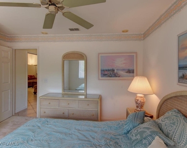 2462 Hidden Lake Drive - Photo Thumbnail 18