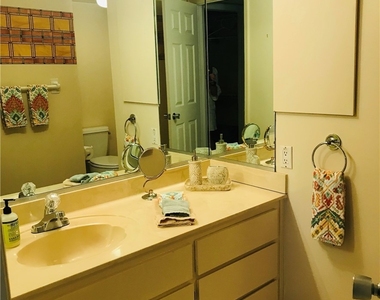 1200 Gulf Shore Boulevard N - Photo Thumbnail 23