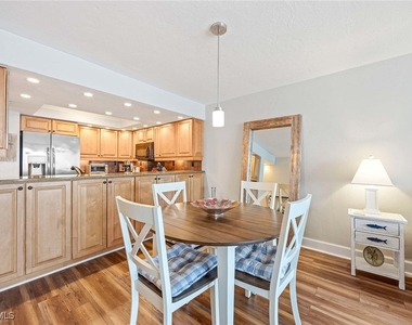 25810 Hickory Boulevard - Photo Thumbnail 8