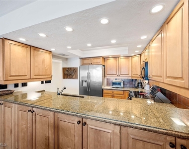 25810 Hickory Boulevard - Photo Thumbnail 9