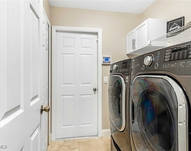 1026 Se 30th Street - Photo Thumbnail 29