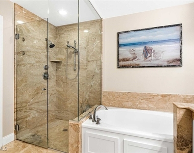 1026 Se 30th Street - Photo Thumbnail 12
