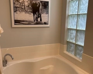 5476 Katia Court - Photo Thumbnail 13