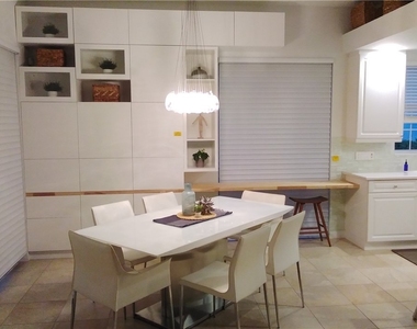 5476 Katia Court - Photo Thumbnail 4